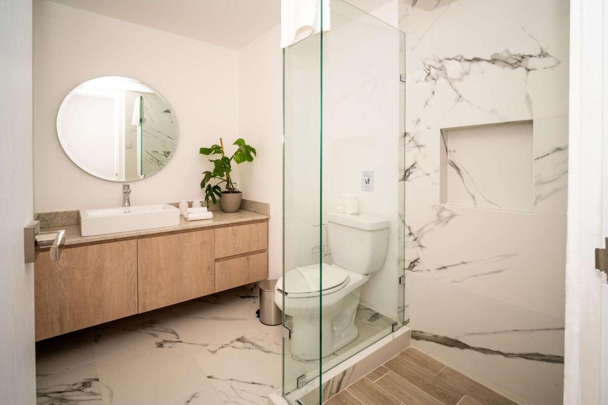 Barcelona Charming With Modern Design Apartment *