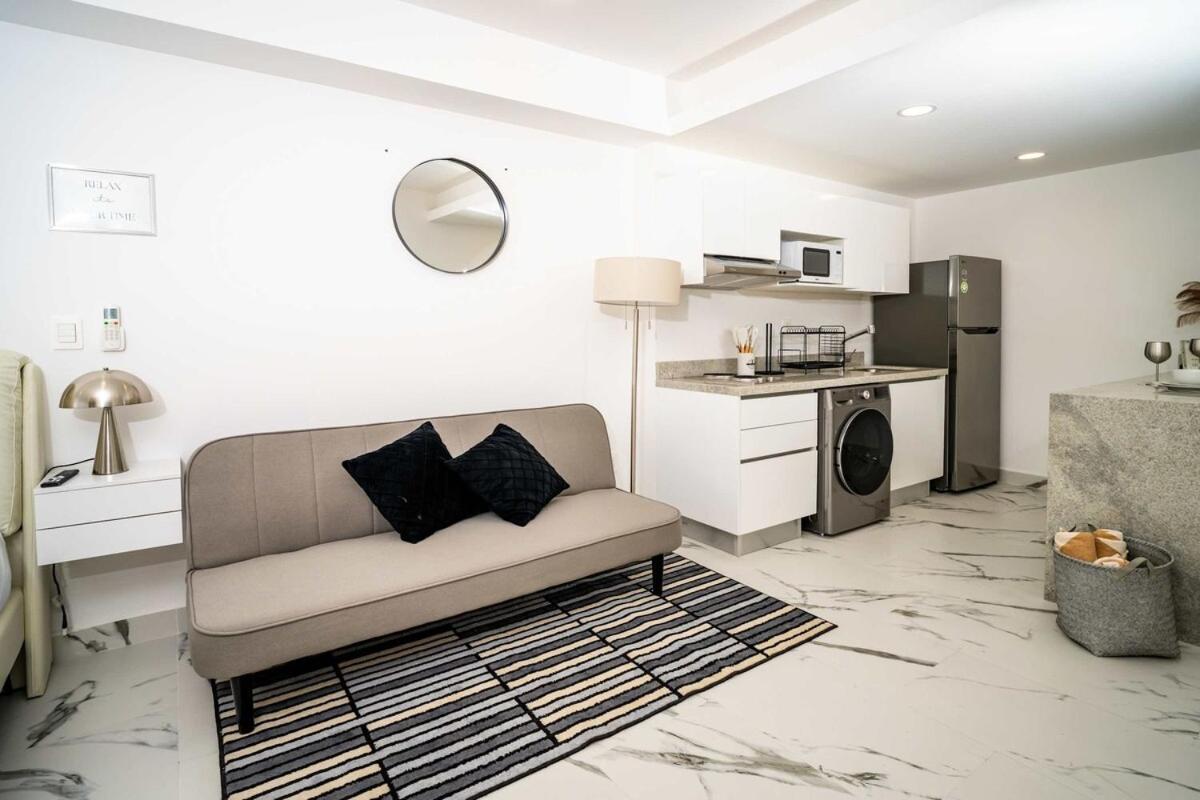 Barcelona Charming With Modern Design Cancun