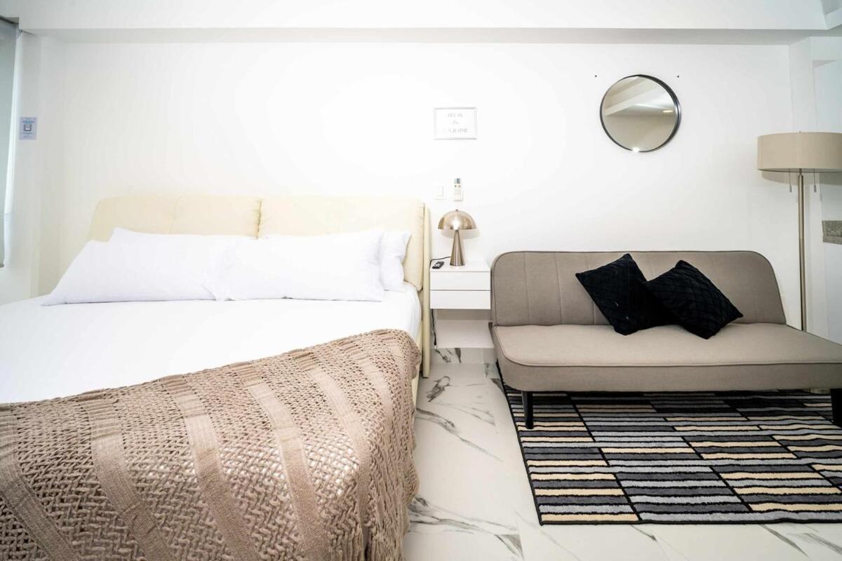 Barcelona Charming With Modern Design Apartment *