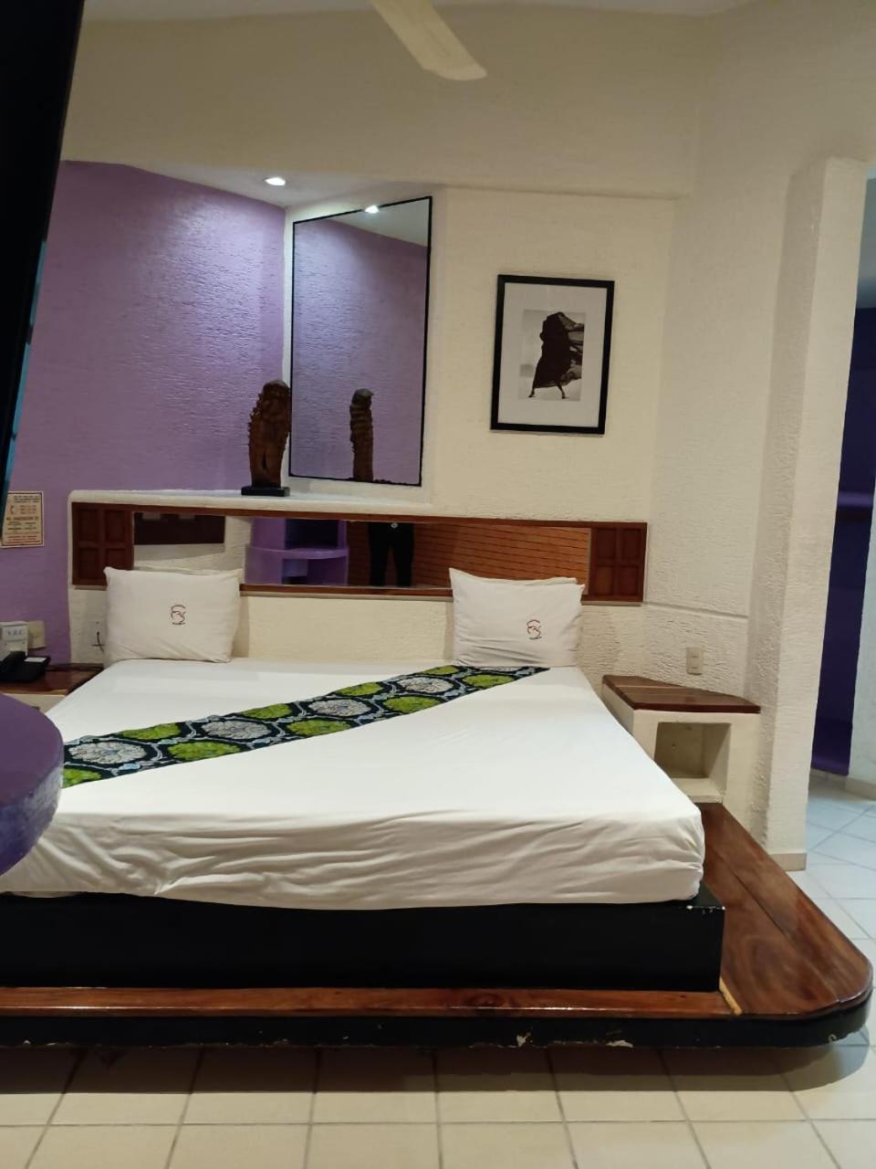 Motel Cerezas *