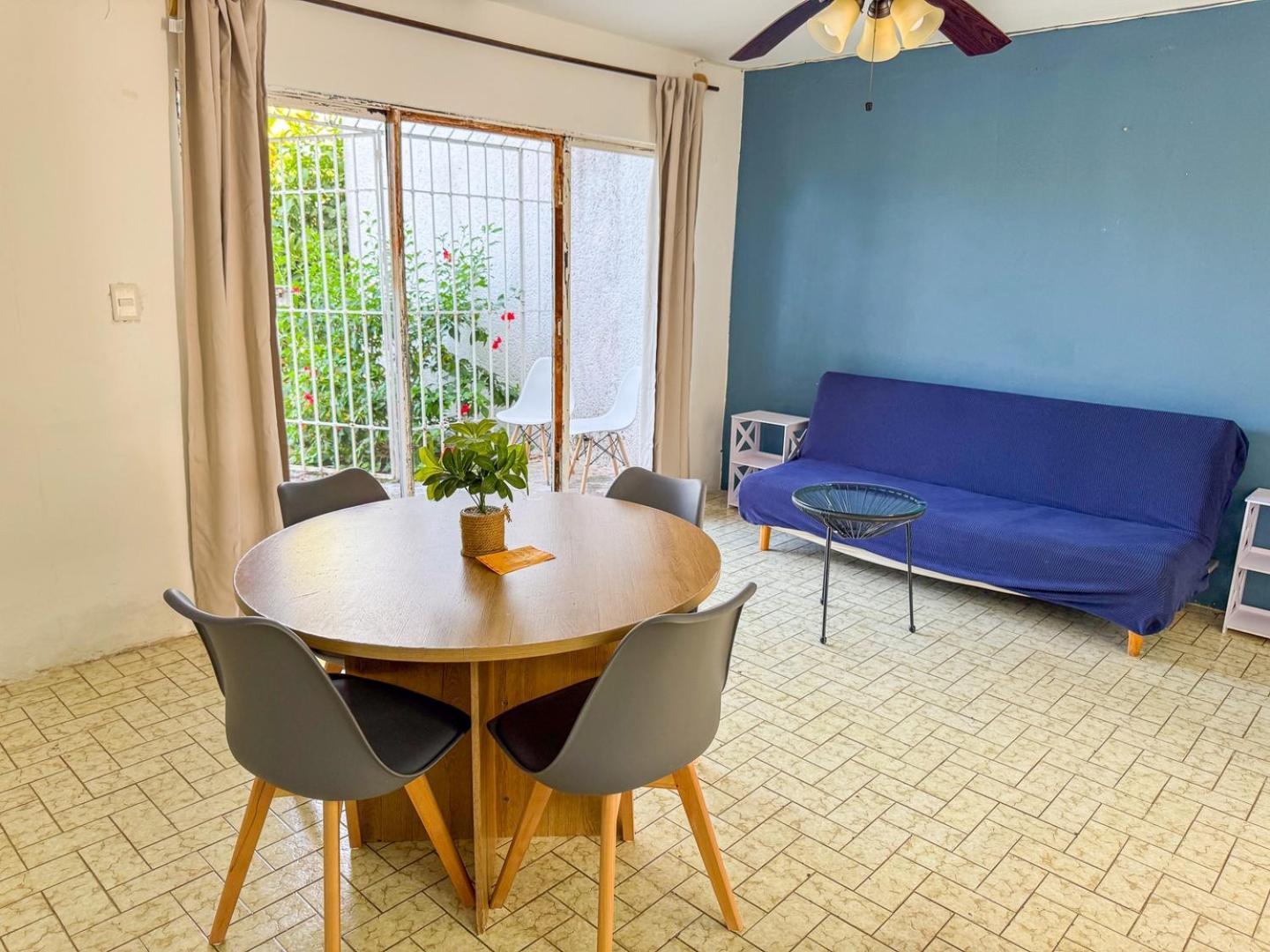 2-story W/pool Access, Balcony & Terrace Apartment