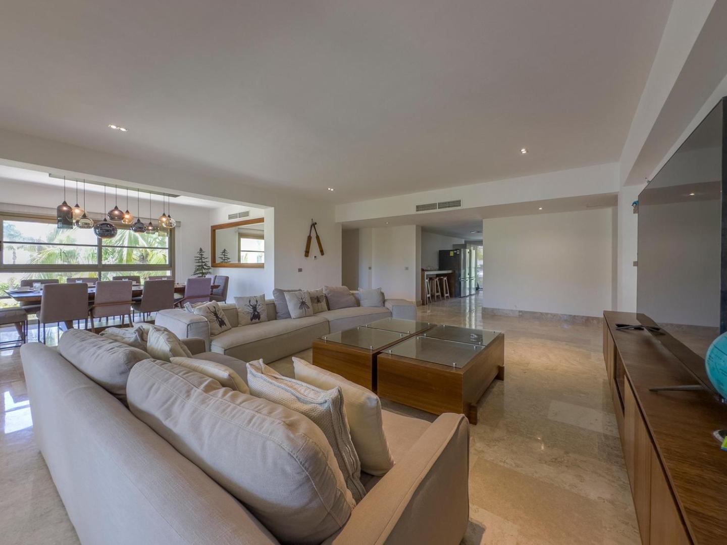 Apartment 3br Beachfront Luxury W/first Class Amenities Cancun