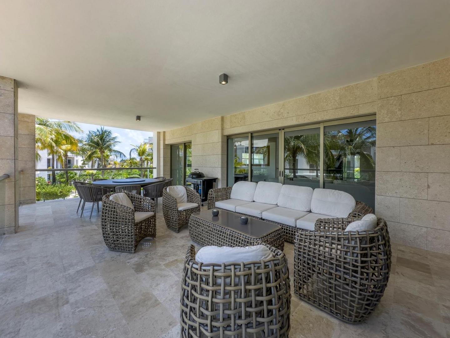 Apartment 3br Beachfront Luxury W/first Class Amenities Cancun