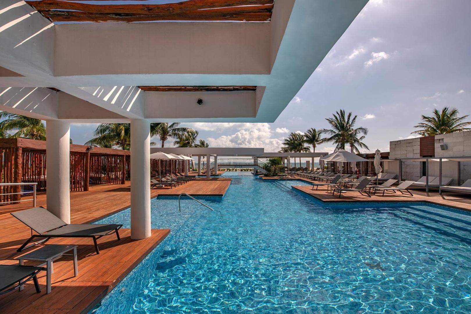 3br Beachfront Luxury W/first Class Amenities * Cancun