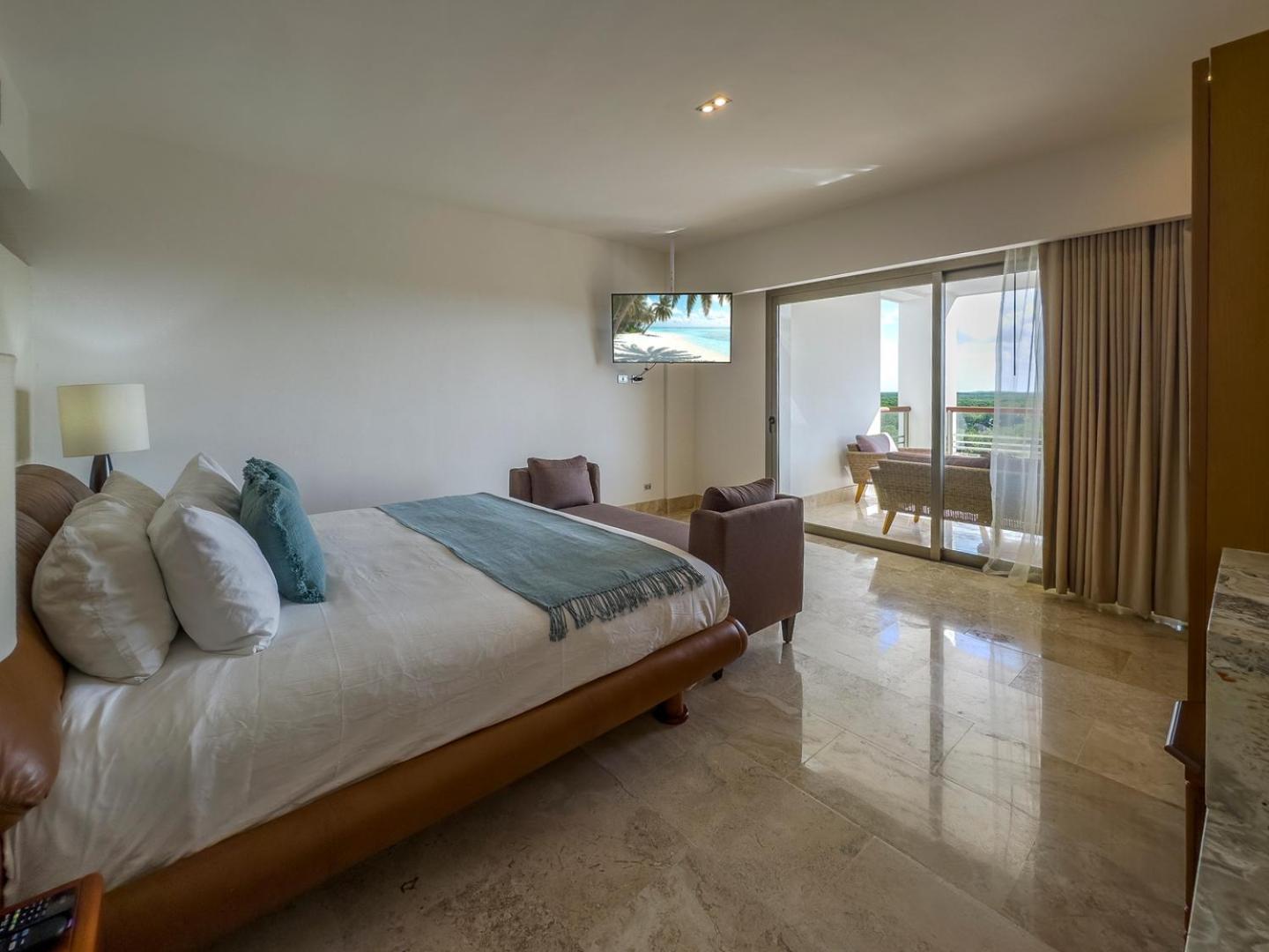 2br & Marina Front W/ Features * Cancún