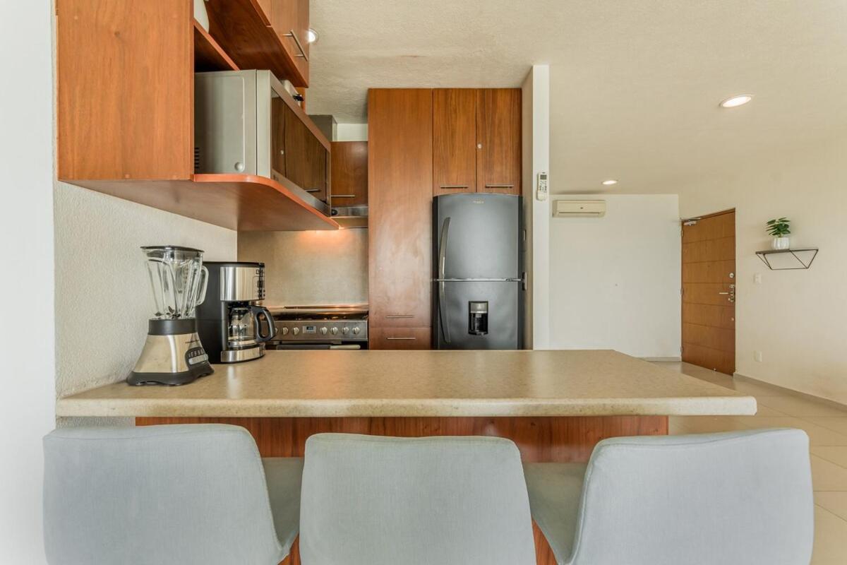 Waves Beachfront 2 Bdr By Casa Paraiso Cancun