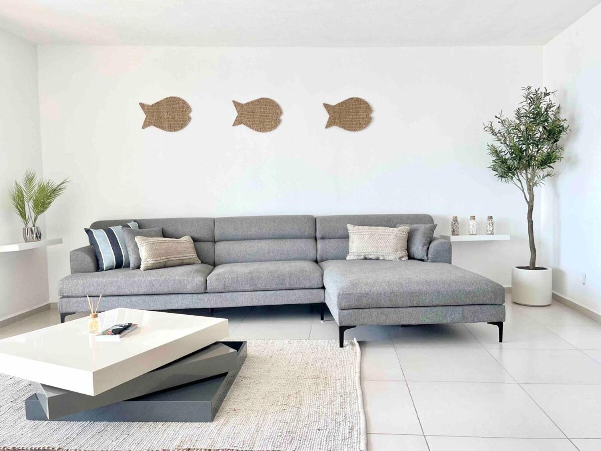 Apartment Waves Beachfront 2 Bdr By Casa Paraiso *