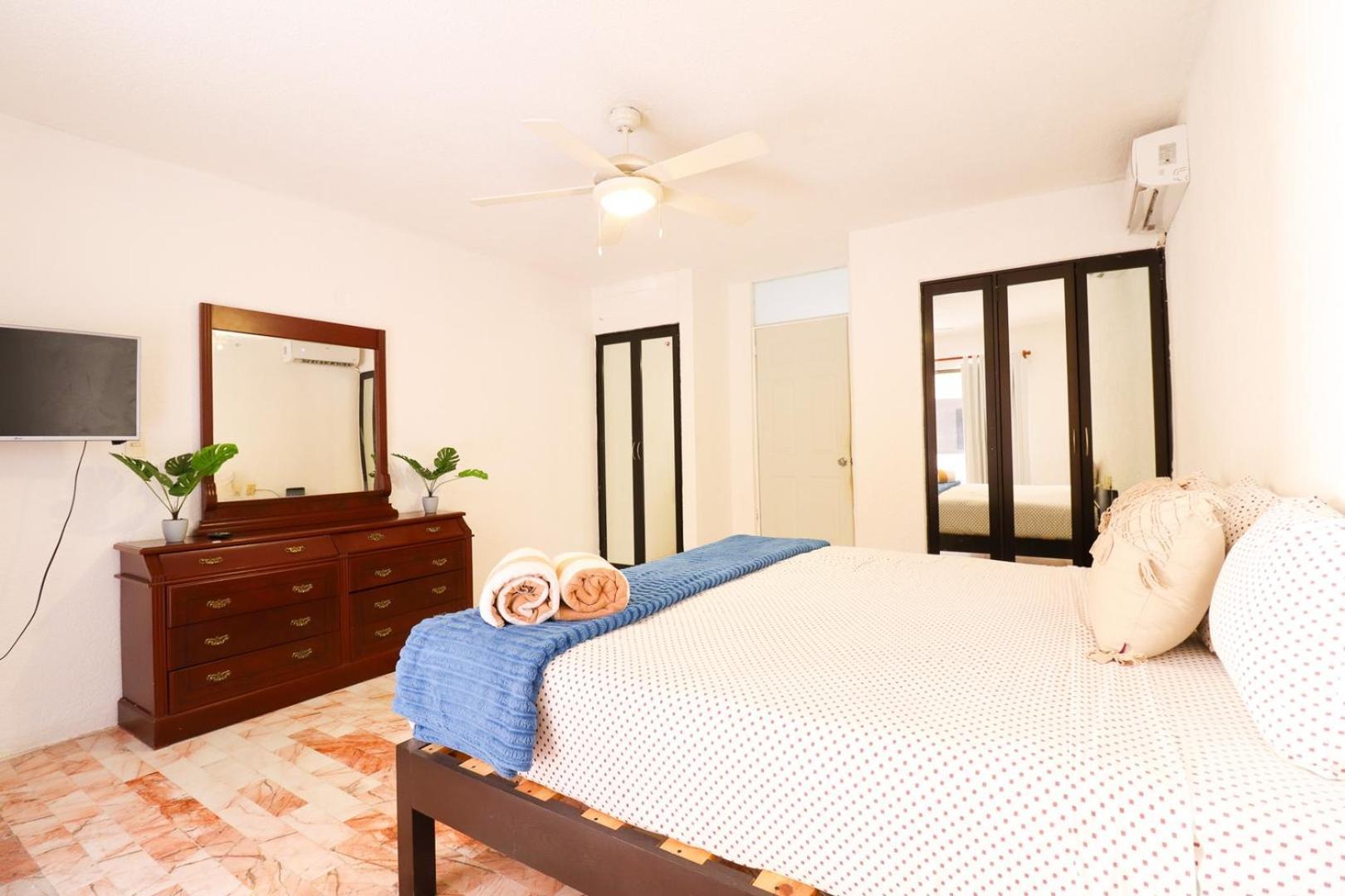 Apartment Ocean View, 2 Bedrooms, King Beds Access *