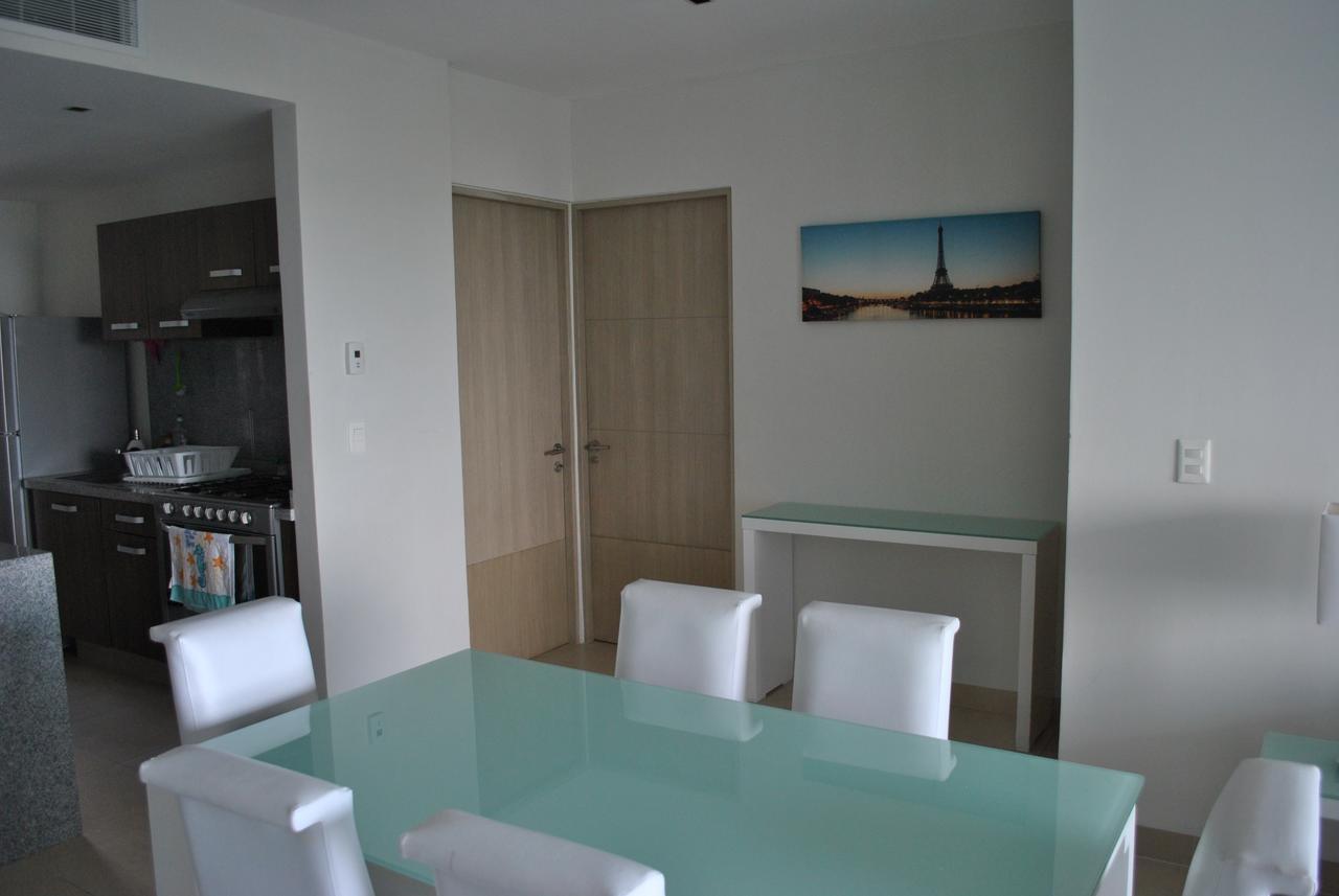 Malecon Las Americas Apartment