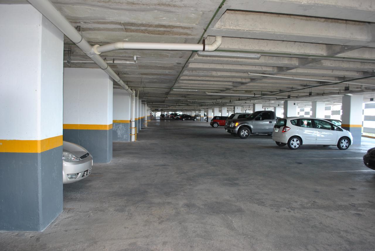 Apartment Malecon Las Americas