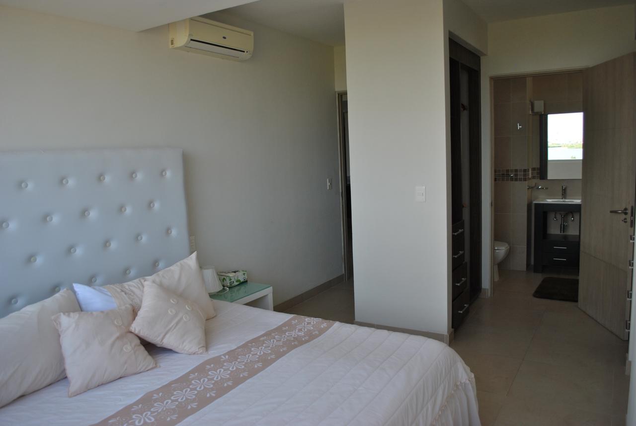 Malecon Las Americas Apartment *