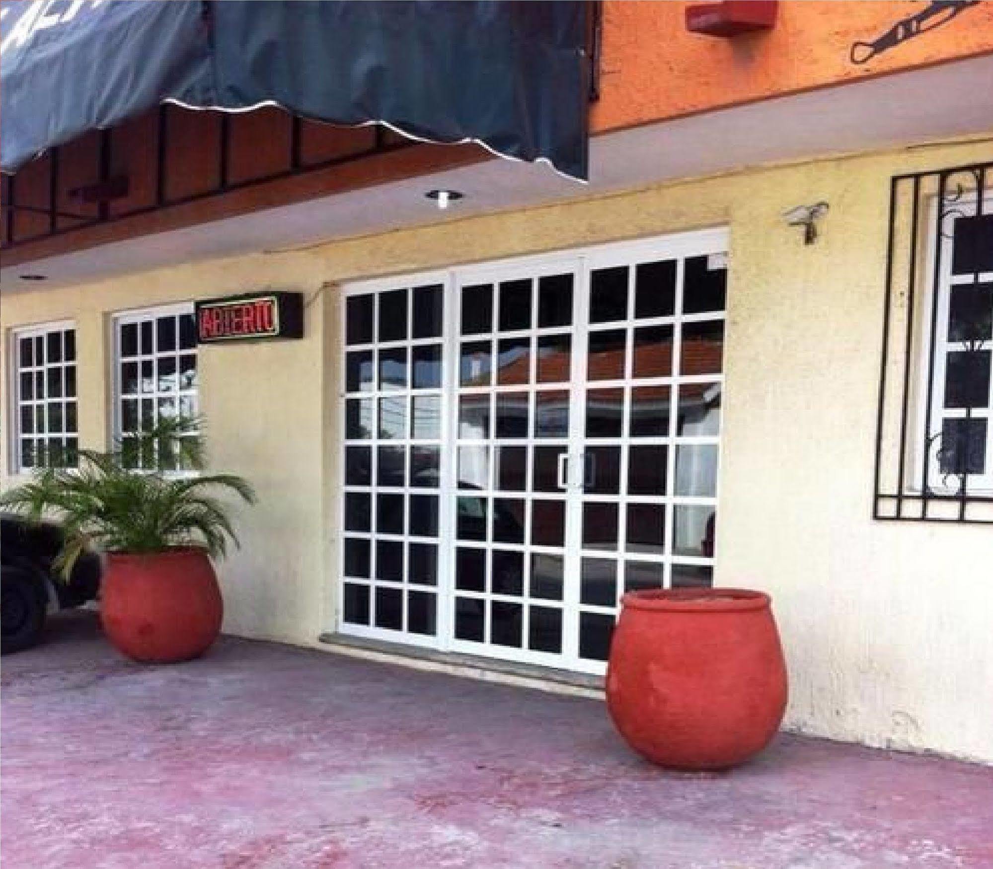 Ticuch Melida Plaza