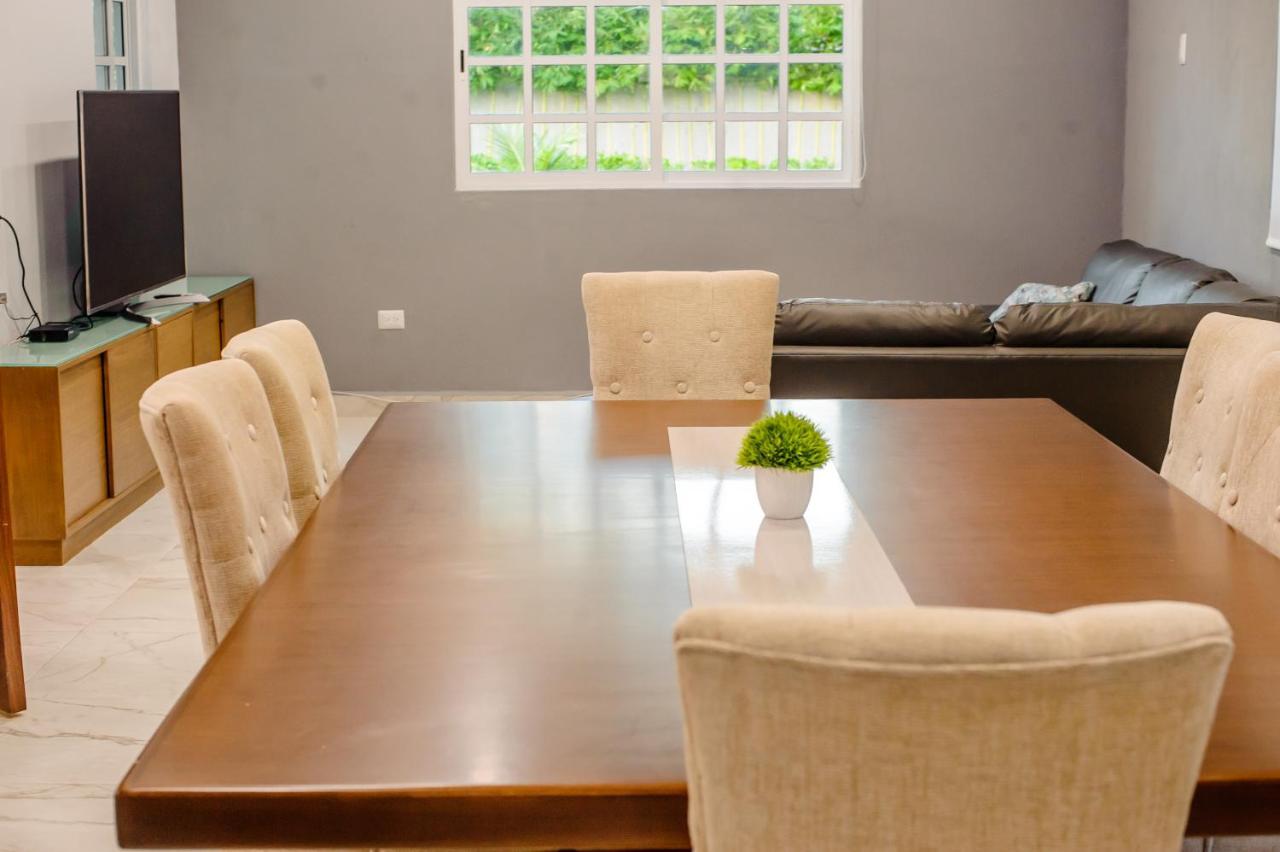 Guest house Luxury Gray House Cancun