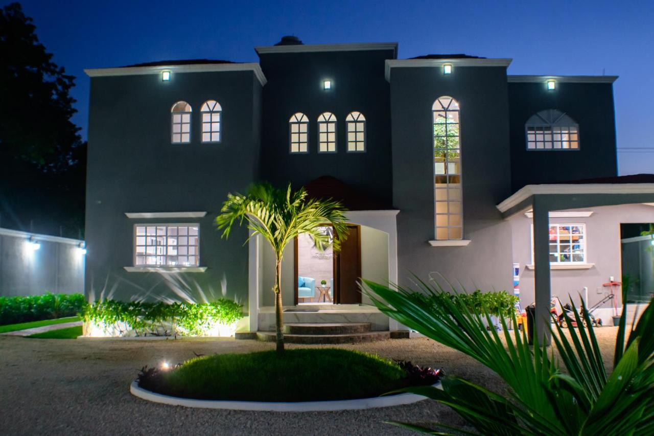 Luxury Gray House Guest house