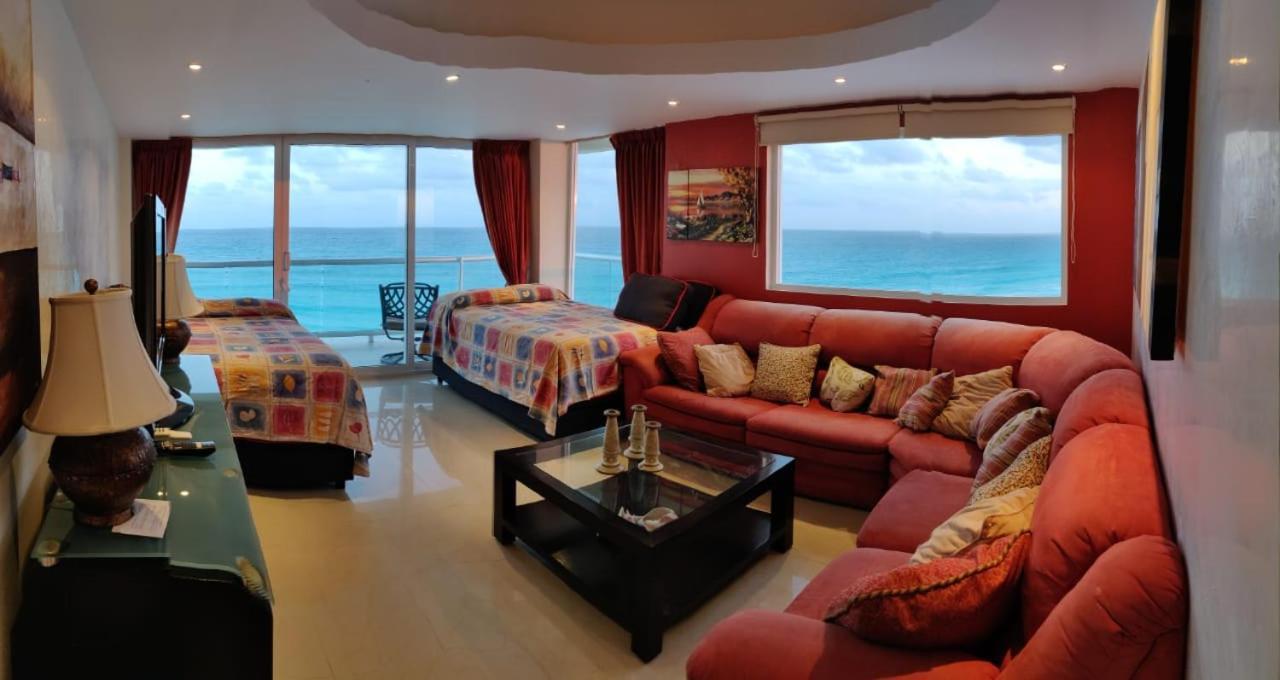 Zone Aparthotel Cancún