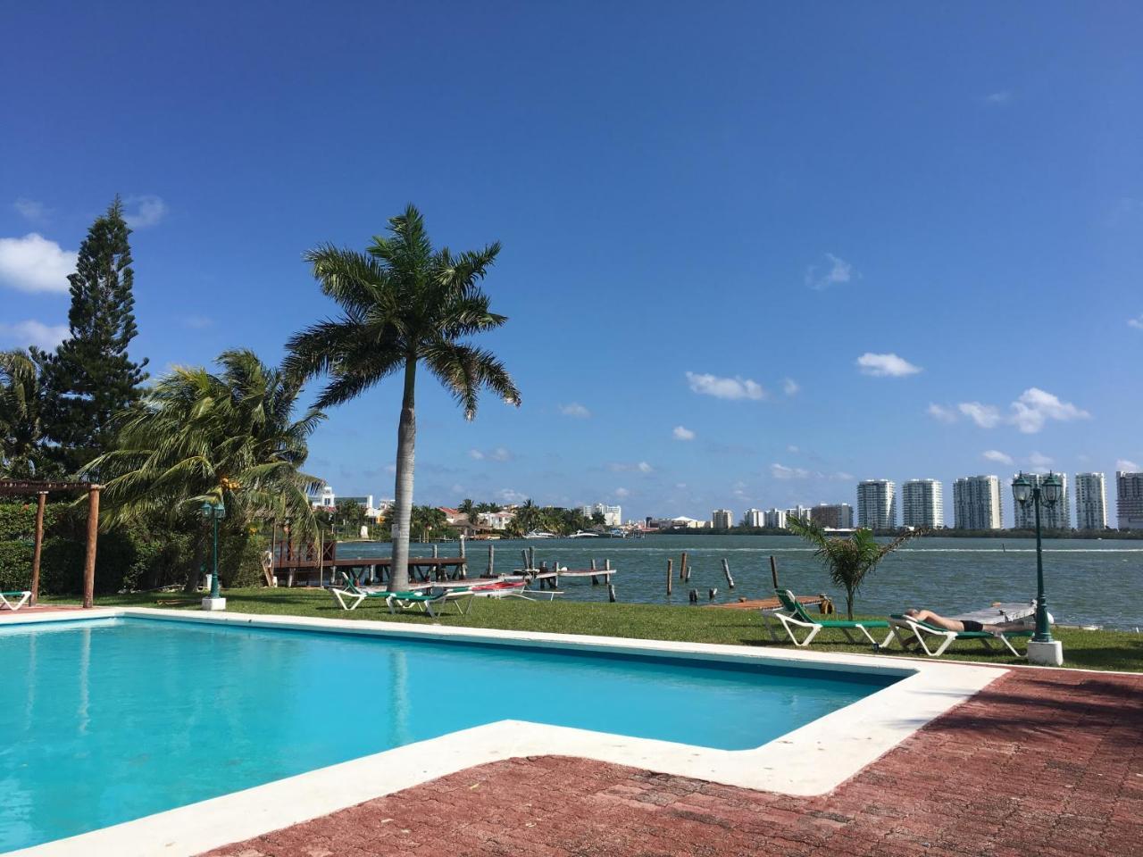 Pok-ta-pok Departamento * Cancún