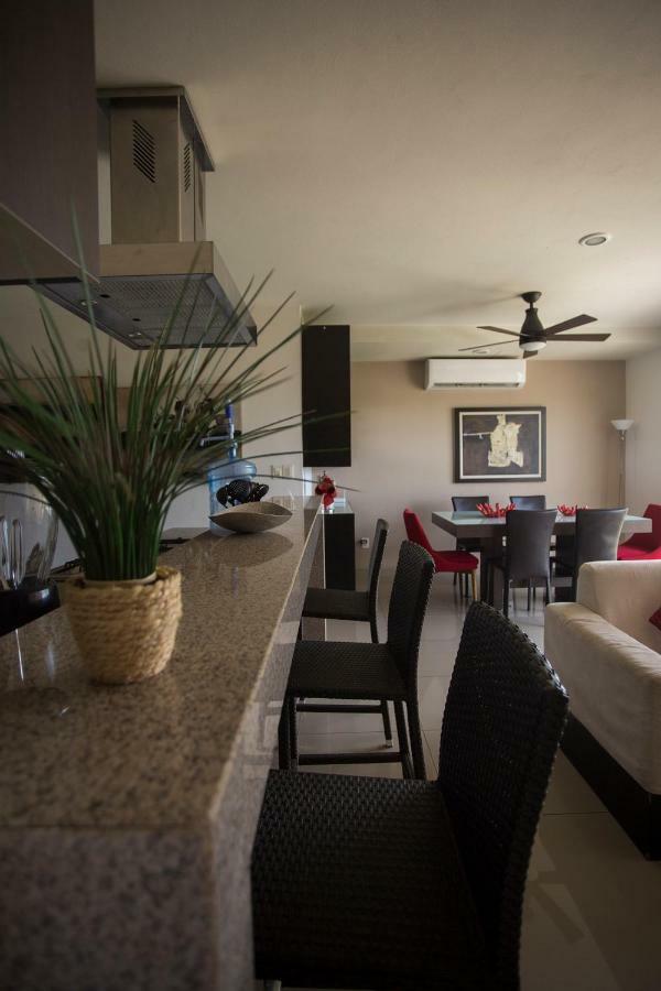 3br With Pool Apartment Cancún