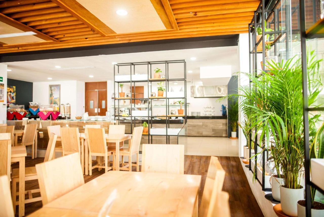 Hotel Wyndham Garden Downtown