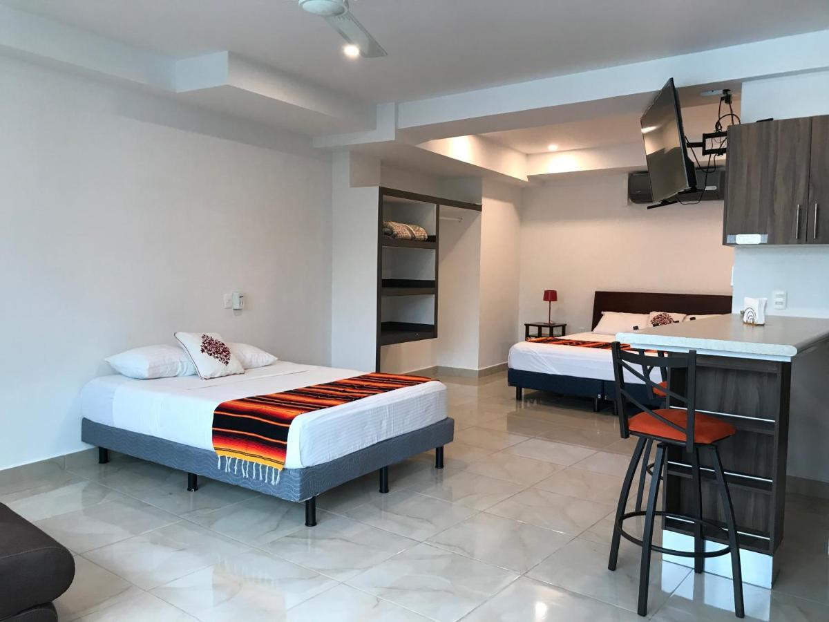 Depto. Al Lado Del Muelle Ultramar Puerto Juarez Apartment Cancún