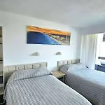 Zona Hotelera, Acceso A La Playa