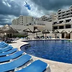 Luxury Villas Marlyn 2