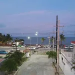 Casa Alado De La Playa