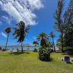 Enjoy A Garden With Lake And Beautiful View In Hz