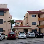 Grand Royal Lagoon