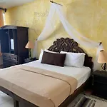 LABNA\' Suites Cancun