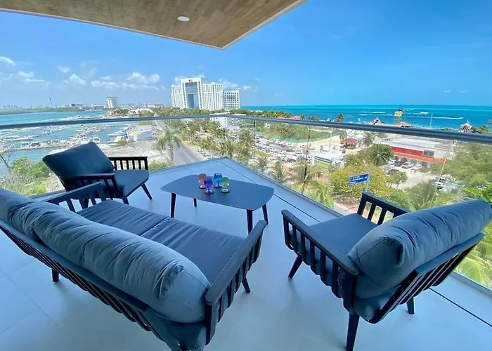 Panoramic Penthouse
