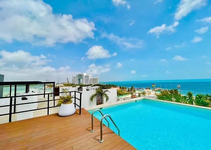 1 Min Walking The Beach, Amazing Rooftop,Brandnew