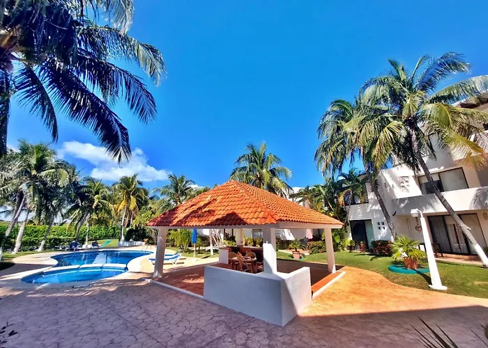 Hermosa Planta Baja Con Piscina, Acceso A La Playa!!!