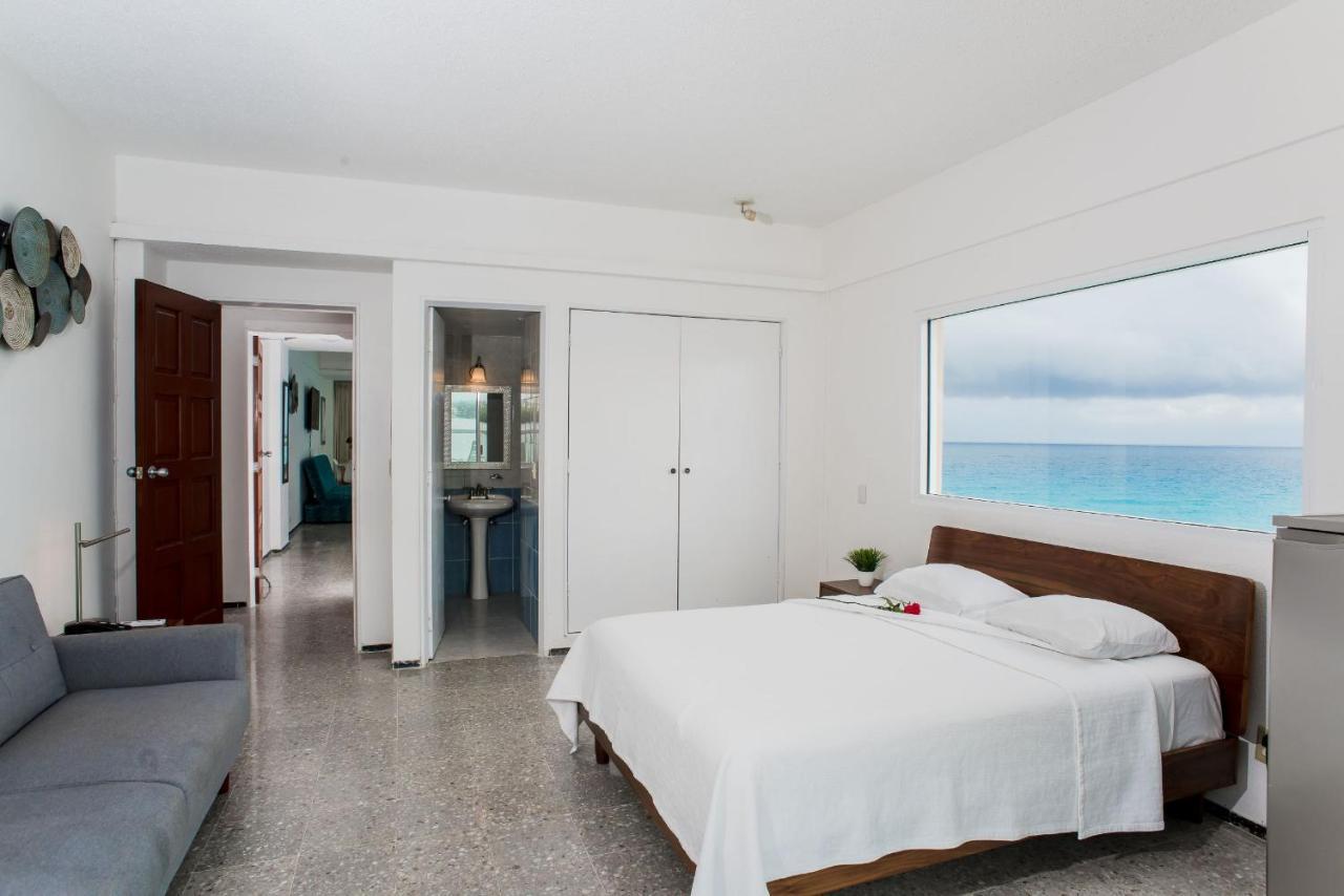 Stunning! 2 Bdrm Beach/oceanfront On Beach - Zone * Cancun