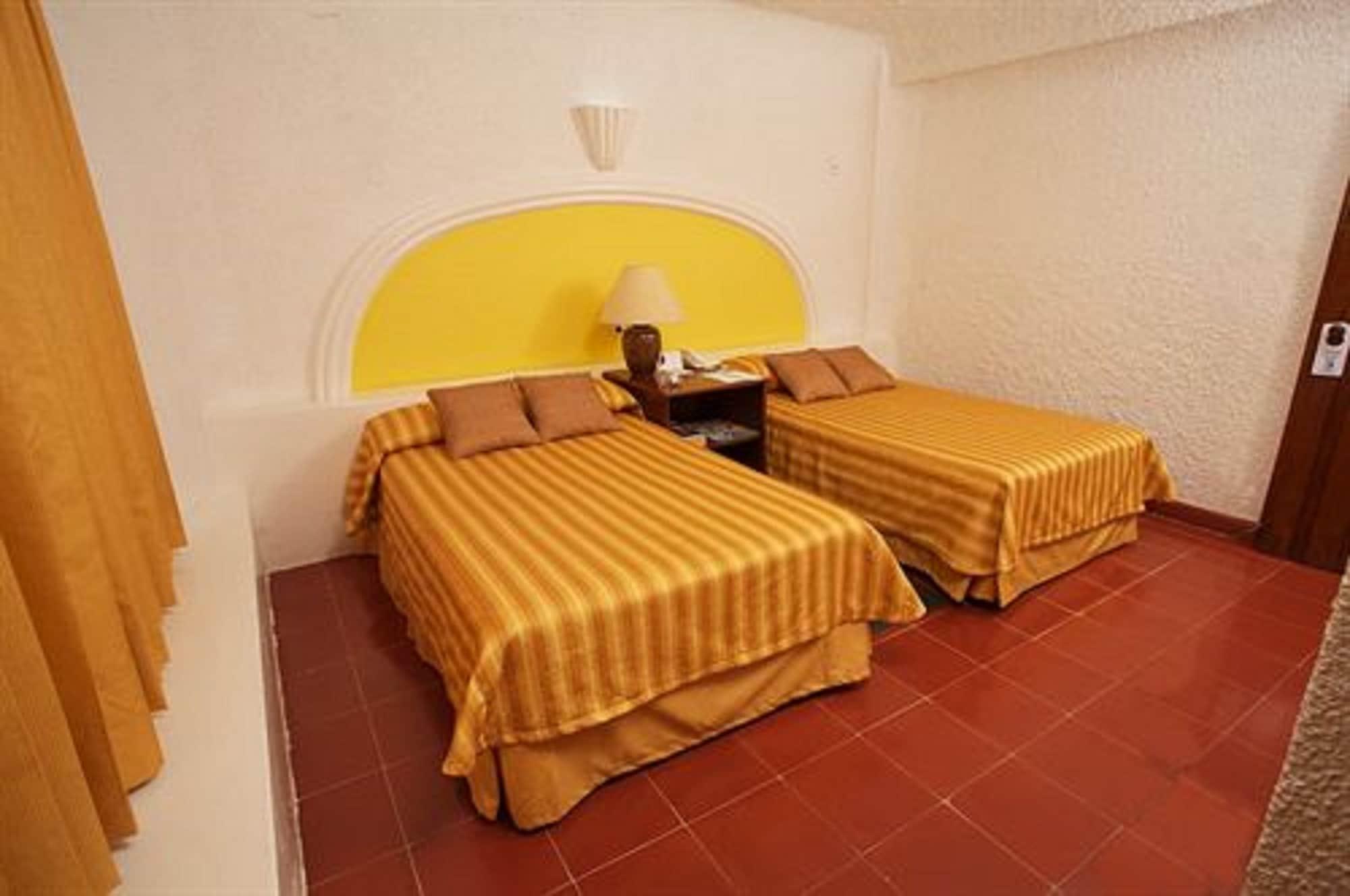 Antillano Hotel Cancun