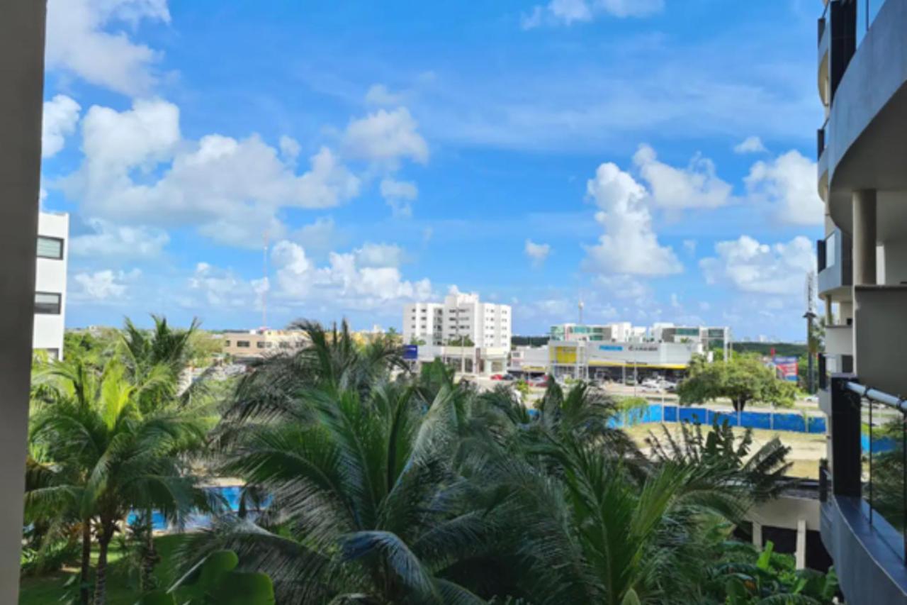 Vacacional Con Piscina En Apartamento
