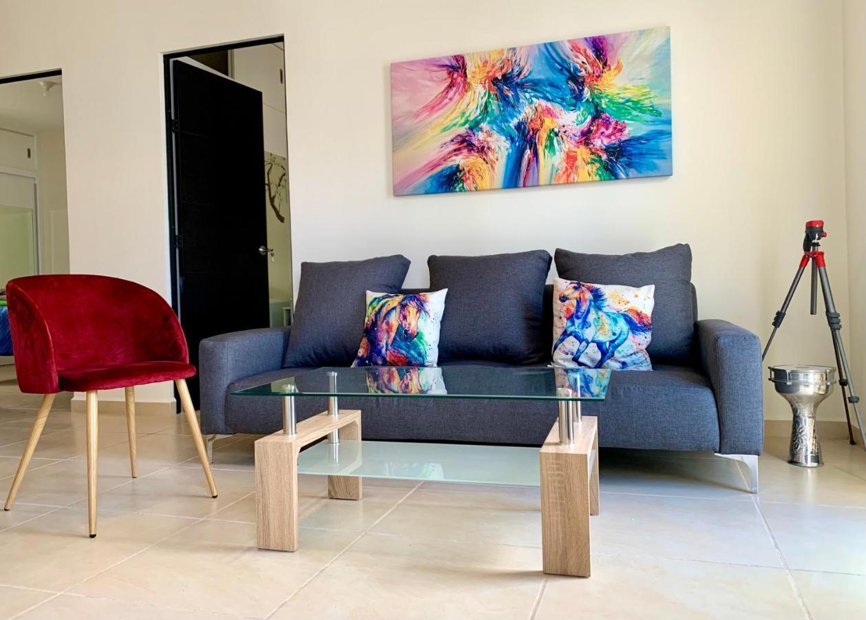 Lirios Residencial Apartment *