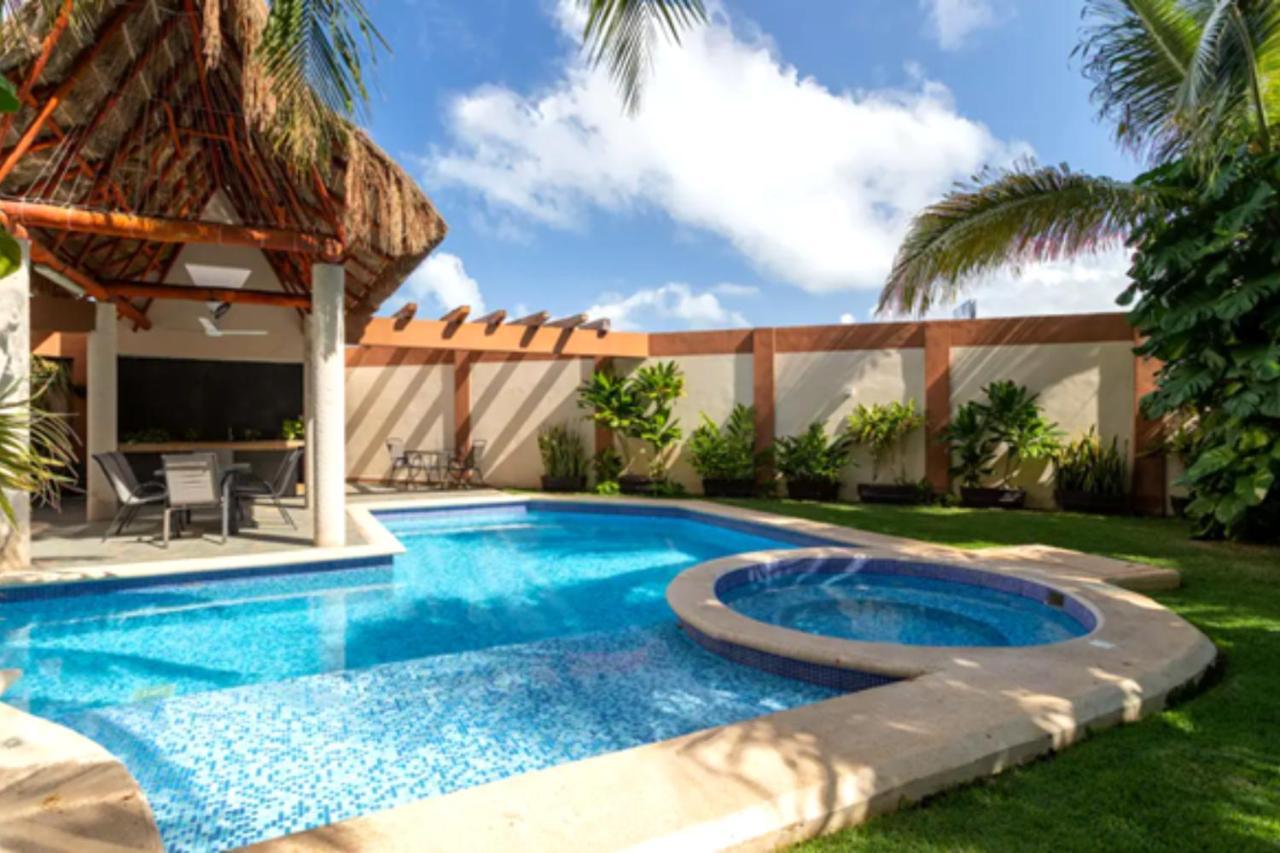 Vacacional Con Piscina En *