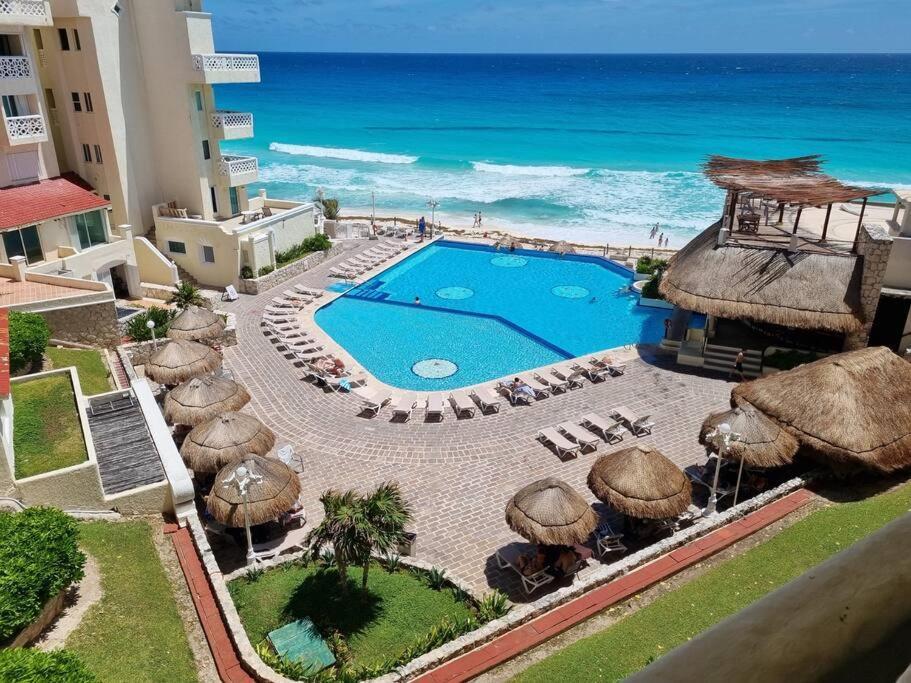 Apartment Plaza Ocean Front