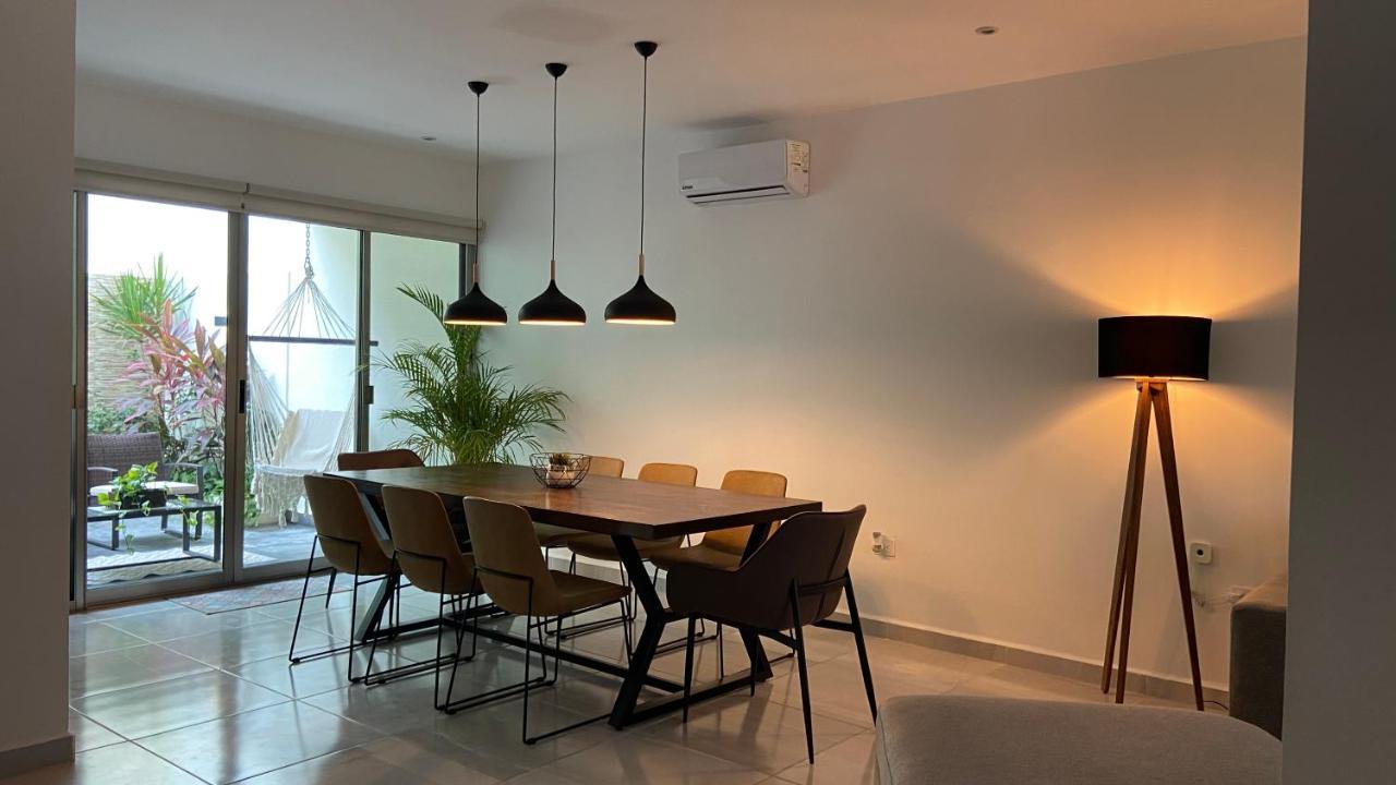 Kings - Big Modern House With Pool Holiday home Cancun