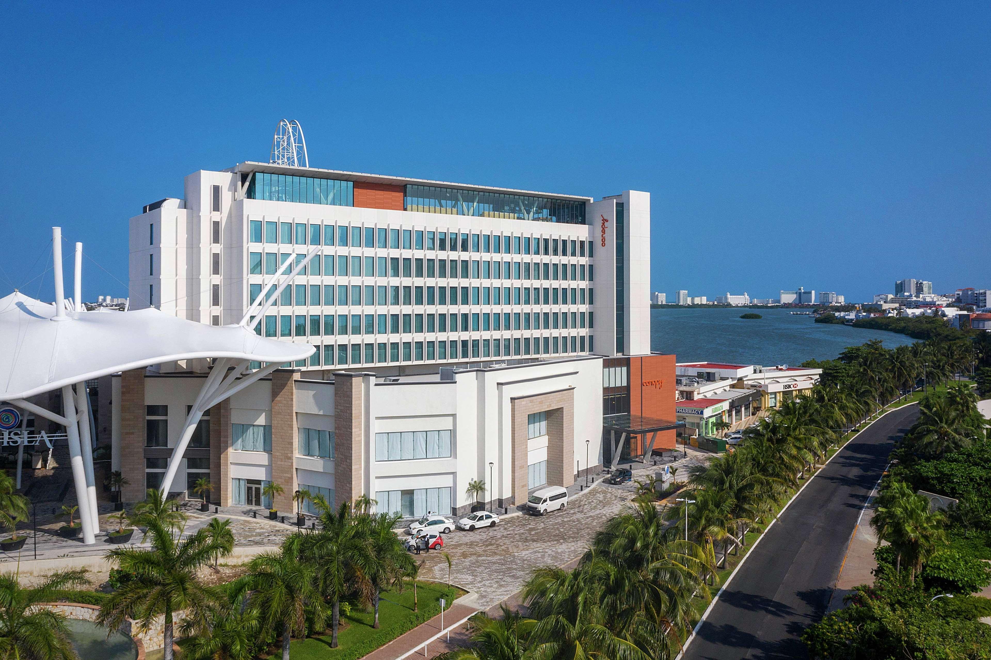 Hotel Canopy By Hilton La Isla 4*