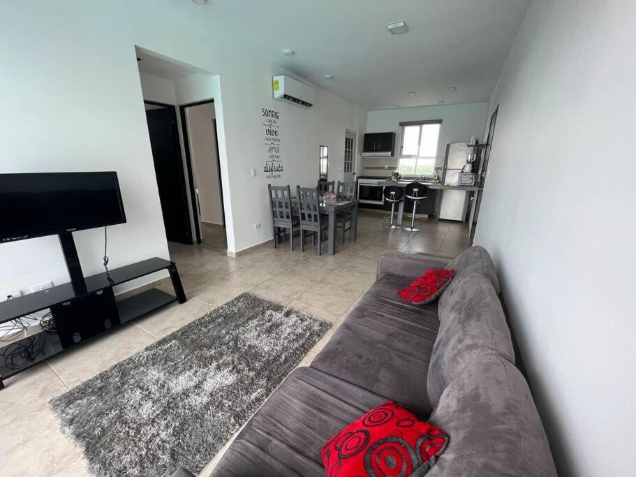 Apartment лагуна. прохладная. с бассейном, 15 мин от моря Cancun
