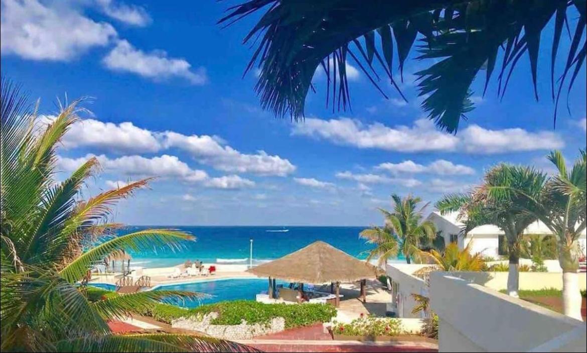 Brisas - By The Sea Cancun