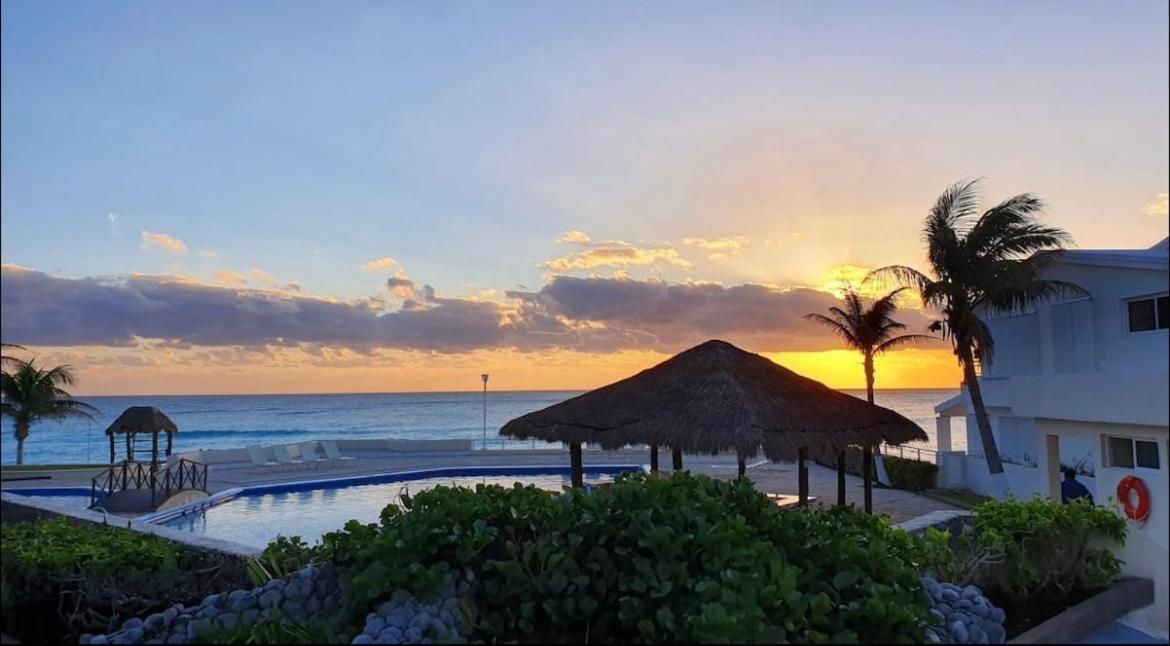 Brisas - By The Sea Apartment Cancun