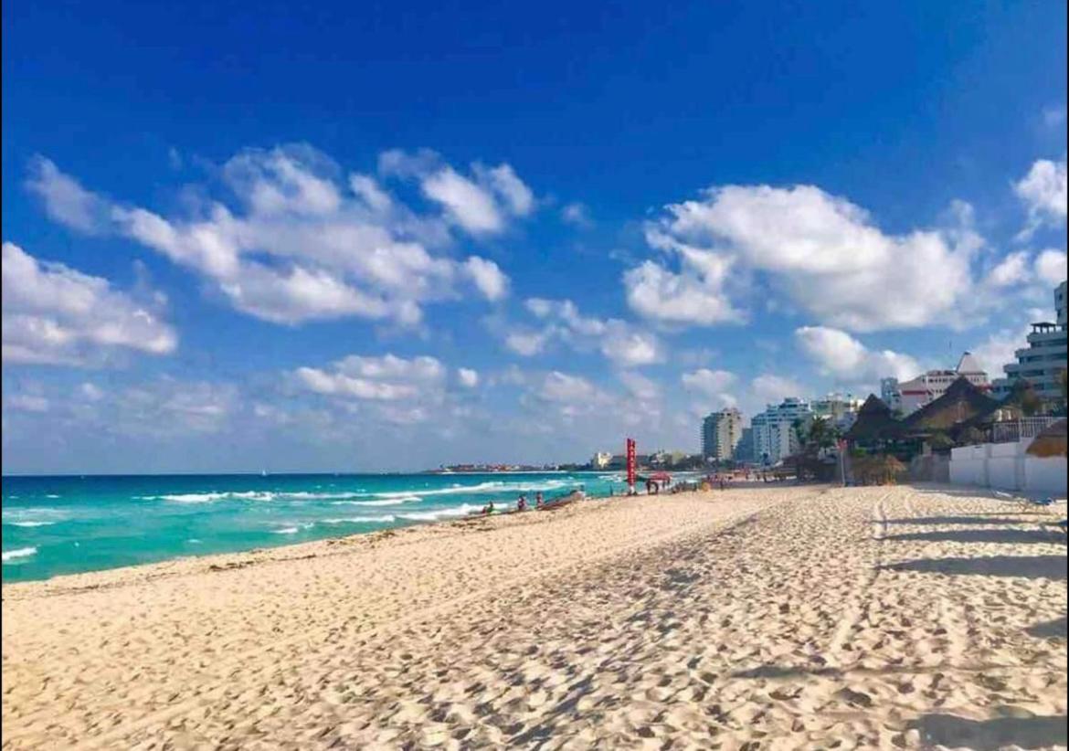Brisas - By The Sea Cancun