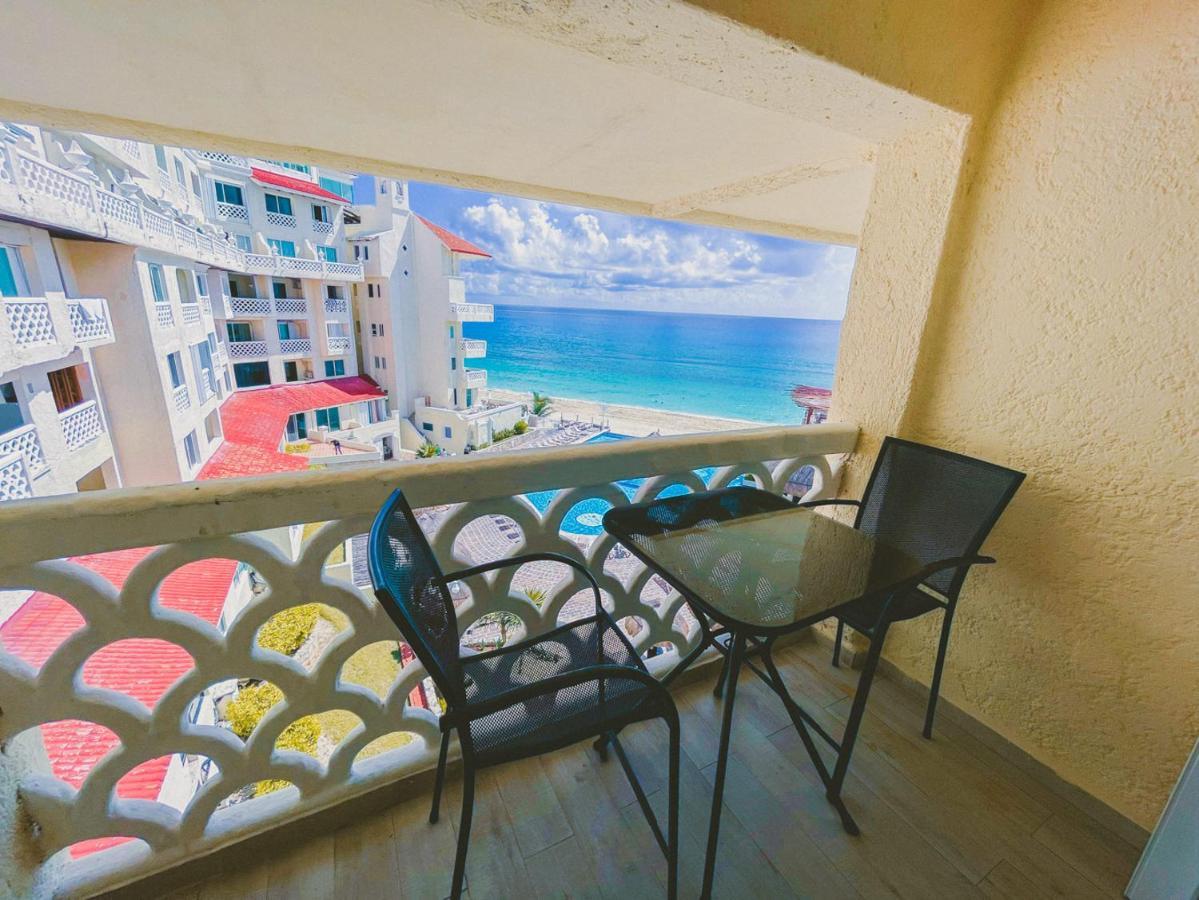 Plaza Ocean Front *