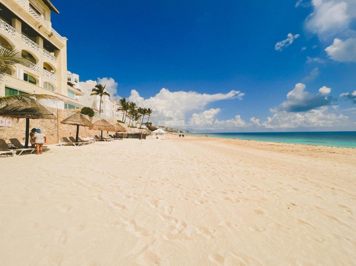 Plaza Ocean Front Cancun