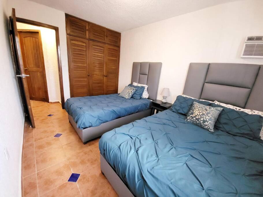 2 With Private In Puerto Juarez Cancun