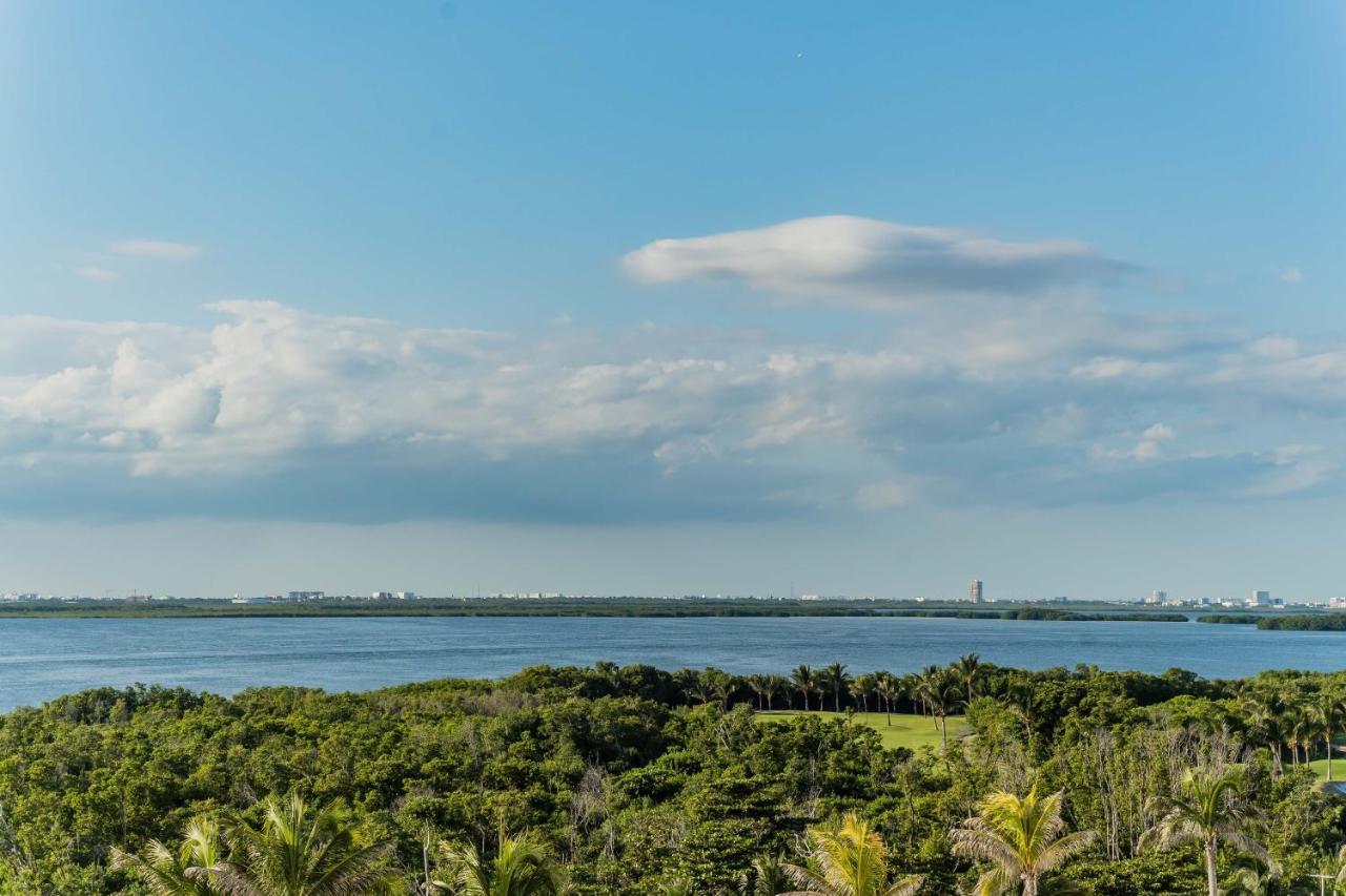Beachaccess Hotelzone 3705 * Cancun