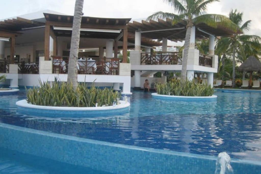 La Amada Residences. Apartment *