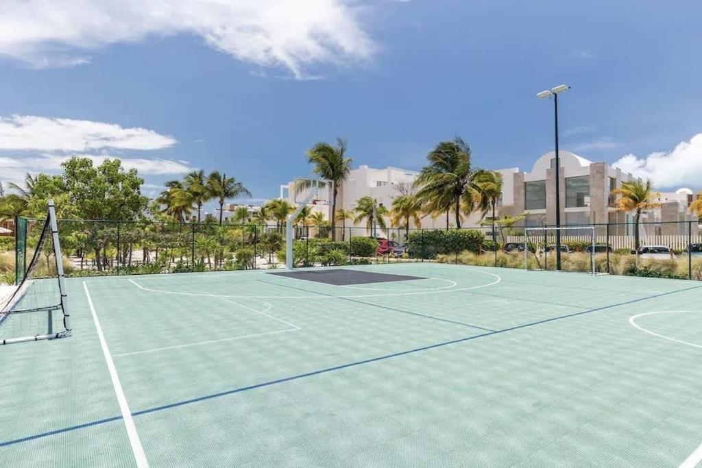 La Amada Residences.